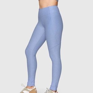 Outdoor Voices Warmup Leggings in Lilac